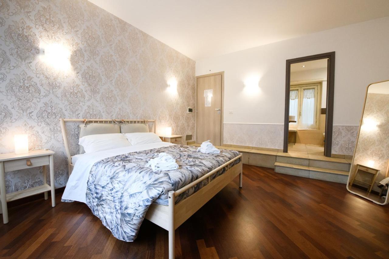 Aurelio Deluxe Rooms Rom Exterior foto