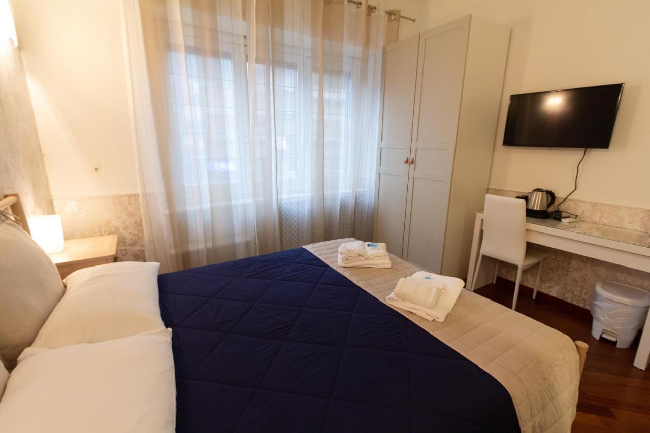 Aurelio Deluxe Rooms Rom Exterior foto